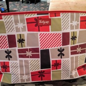 Thirty-one carry clutch style thermal/lunch box